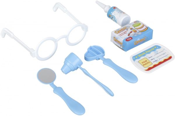 Ігровий набір лікаря у валізі 12 предметів блакитний 660-14