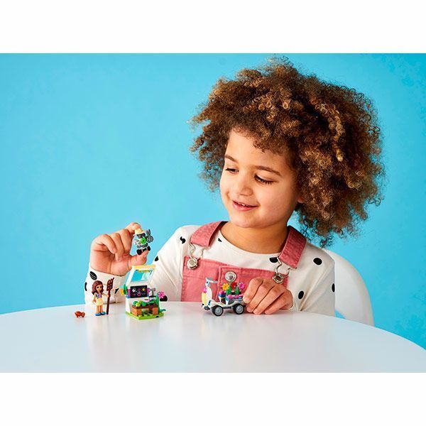 Конструктор LEGO Friends Квітник Олівії 41425