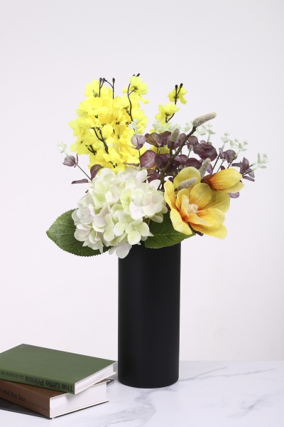 Ваза стеклянная Soft цилиндр 26,5 см черная 