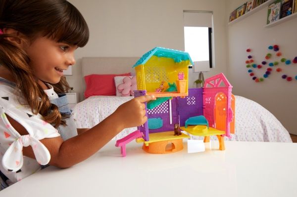 Набор с куклой Polly Pocket Летний домик