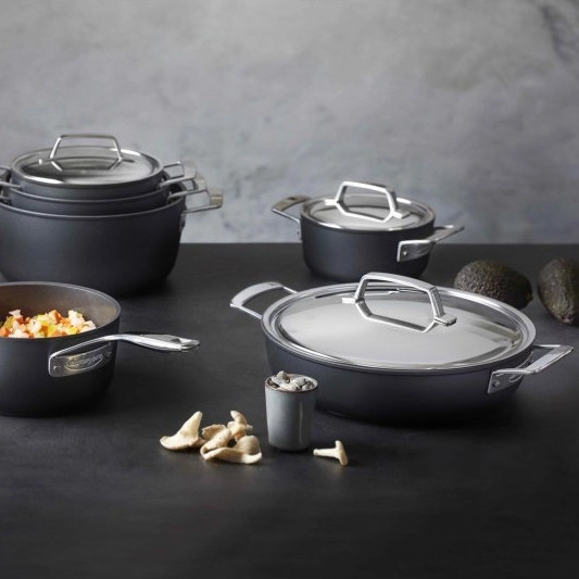 Каструля з кришкою низька 28 см., 2л. Duraslide Titanium Alu Pro 5 40851-176-0 Demeyere