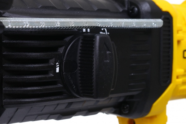 Перфоратор Compass BHD3019B