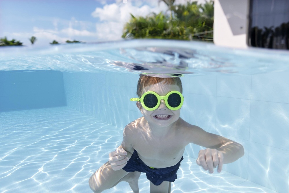 Окуляри для плавання Bestway Aquashade 21178 OS в асортименті