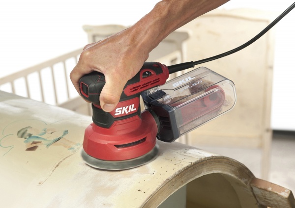 Ексцентрикова шліфмашина SKIL SR1E7471AA