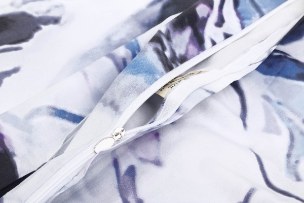 Комплект постільної білизни Viana 1,5 білий із принтом La Nuit (без простирадла) 