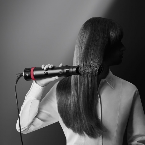 Фен-щітка Rowenta x KARL LAGERFELD Express Style CF635LF0