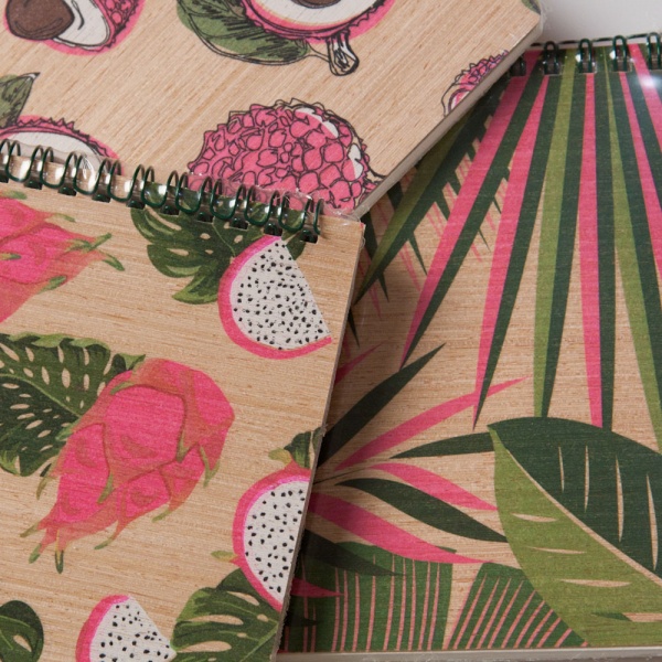 Блокнот эко из модифицированной древесины Листья А5 в точку на пружине KIRI Sketch