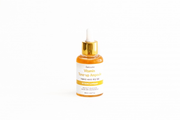 Сироватка Adelline для сяйва шкіри з вітамінами Vitamin Tone-Up Ampoule 80 мл
