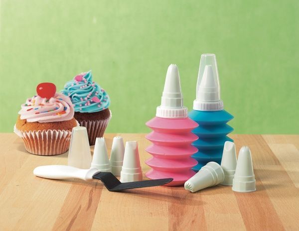 Набір для декорування тістечок 11 предметів 684670 Zenker