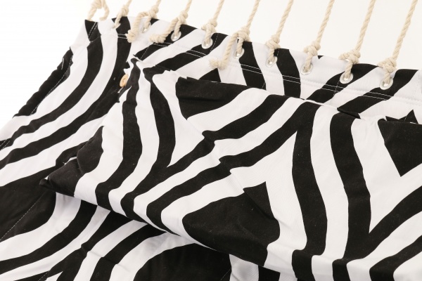 Гамак стеганый 140 см черно-белый 