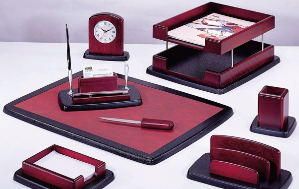 Набір настільний bestar 8 предметів червоне дерево 8263XDU