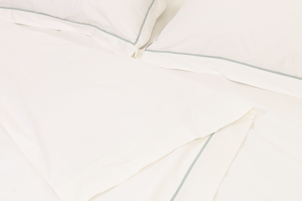 Комплект постельного белья Solid семейный серебряный La Nuit 