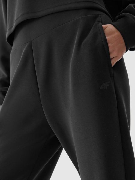 Штани 4F TROUSERS CAS F611 4FWAW23TTROF611-22S р. S чорний