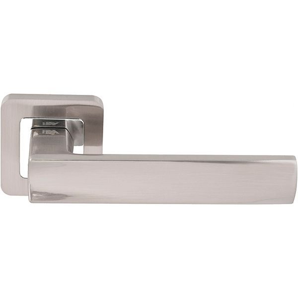 Ручка на розетке RDA Cube хром