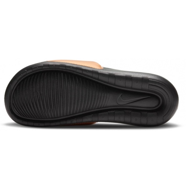 Шльопанці Nike Victori One CN9677-003 р.US 6 чорний