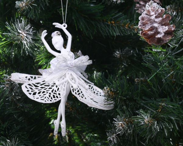 Подвеска Балерина декор Элит 9х12х3 см белый