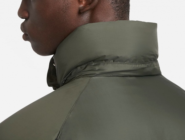 Пуховик Nike M NRG SACAI PARKA CT3269-355 р.M зеленый