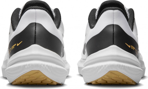 Кросівки Nike AIR WINFLO 9 DD8686-104 р.36 білий