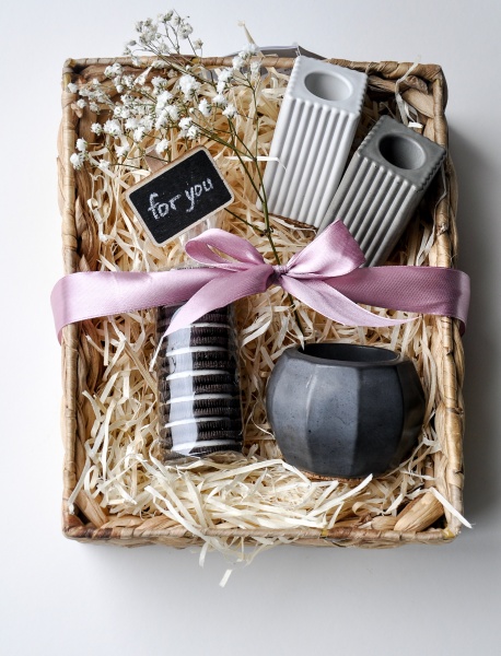 Кашпо декоративне Facetos темно-сірий бетон