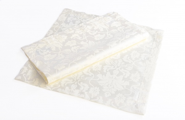 Салфетка под тарелку Версаль 120-23/00 40x40 см молочный Эдельвика 