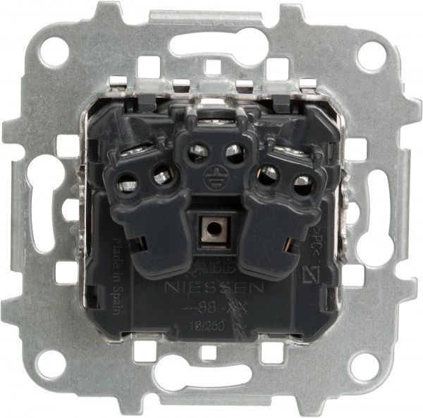 Розетка із заземленням ABB Zenit SCHUKO 16 А 250 В без шторок срібний N2288 PL Z