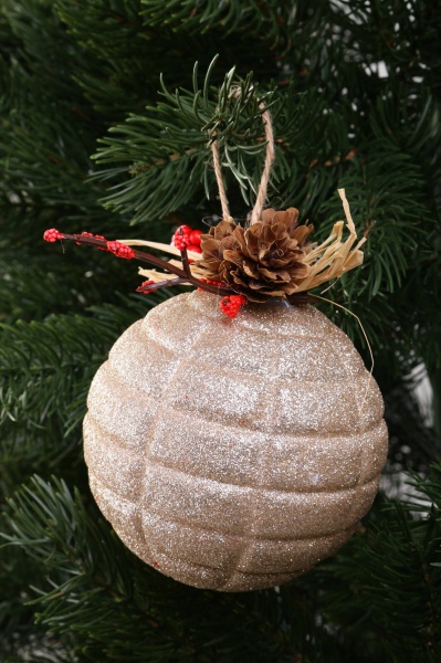 Декоративная подвеска Шар с декором 8 см MD2161