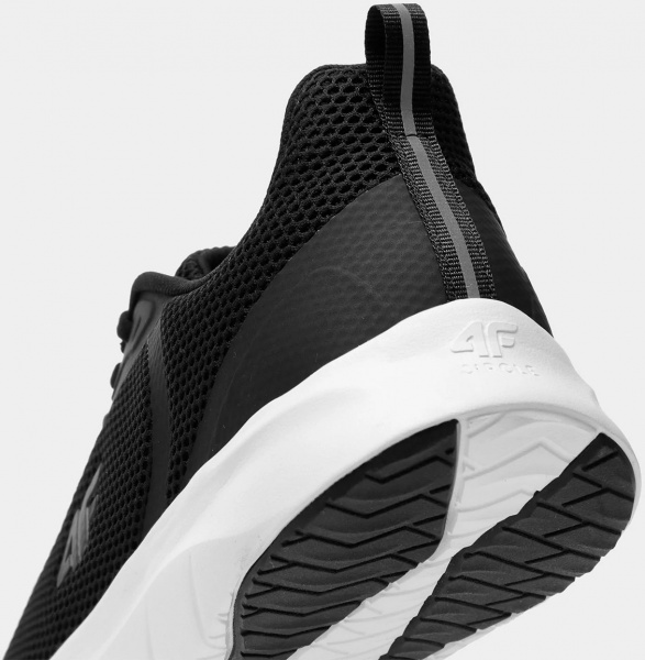 Кросівки 4F OBDS300RTS SHOES OBMS300 NOSD4-OBMS300-20S р.42 чорний
