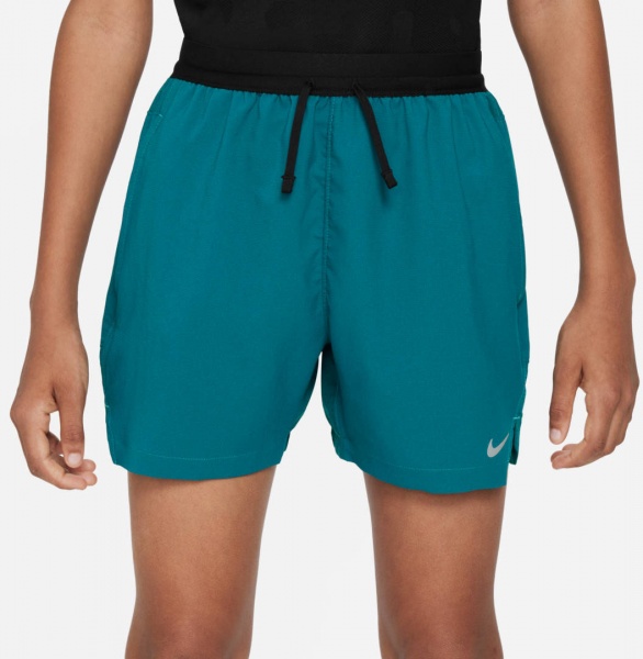 Шорты Nike B NK DF MULTI TECH SHORT FB1294-381 р. XL зеленый