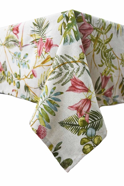 Скатерть Villa 120x136 см бежевый с рисунком Прованс 