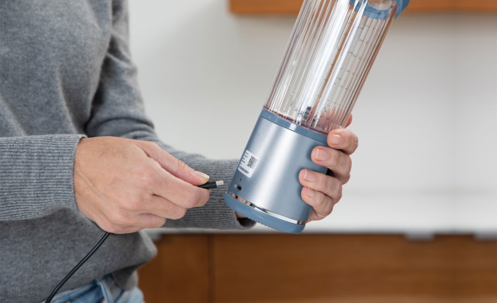 Блендер портативный NINJA аккумуляторный Blast BC151EUNV