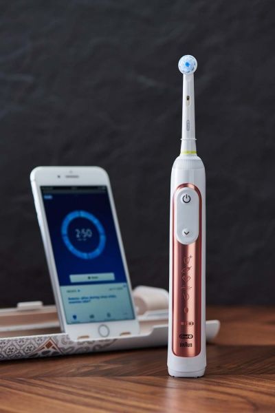 Электрическая зубная щетка Oral-B BRAUN Special Edition Genius X 20000N Rose Gold