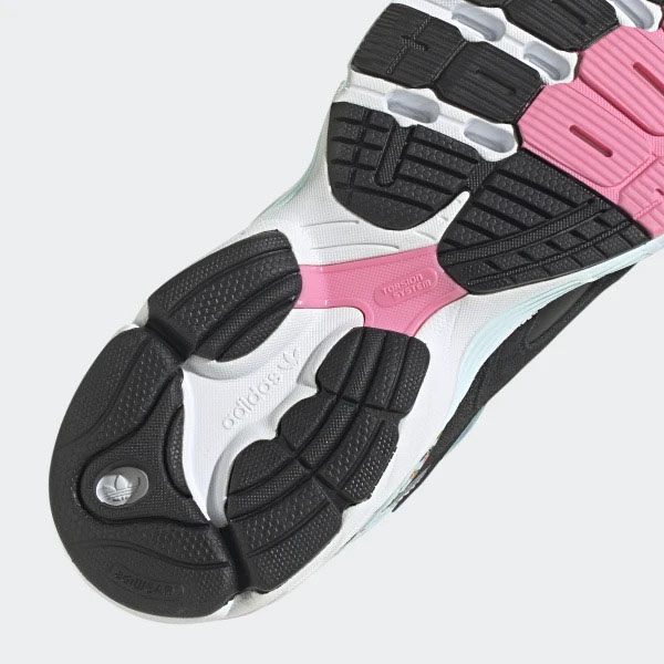 Кроссовки Adidas HR0091 р.36 2/3 черный