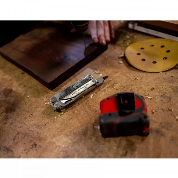 Мультитул Leatherman CURL, Синтетический чехол, Карт коробка, 14 инструментов 832932