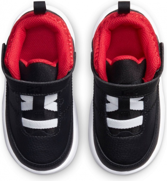 Кроссовки Jordan Jordan Max Aura 3 DA8023-006 р.US 6C черный