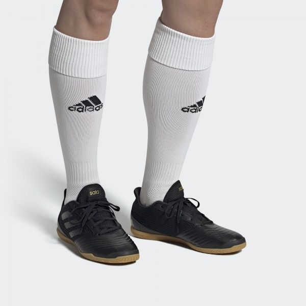 Бутси Adidas PREDATOR 19.4 IN SA F35633 р. UK 11 чорний