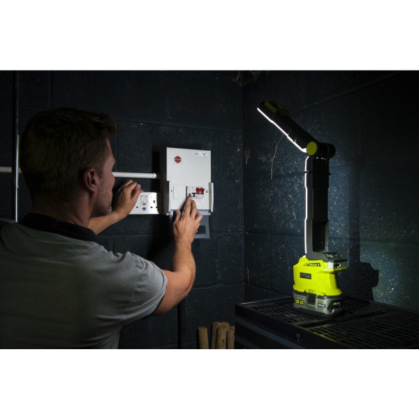 Фонарь RYOBI ONE+ 18В R18ALF-0