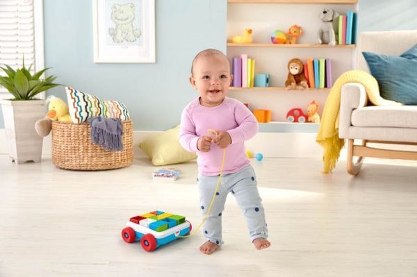 Іграшка-каталка Fisher Price Яскраві кубики GJW10