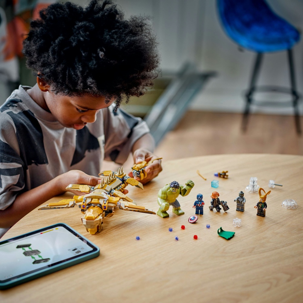 Конструктор LEGO Super Heroes Marvel Мстители против Левиафана 76290