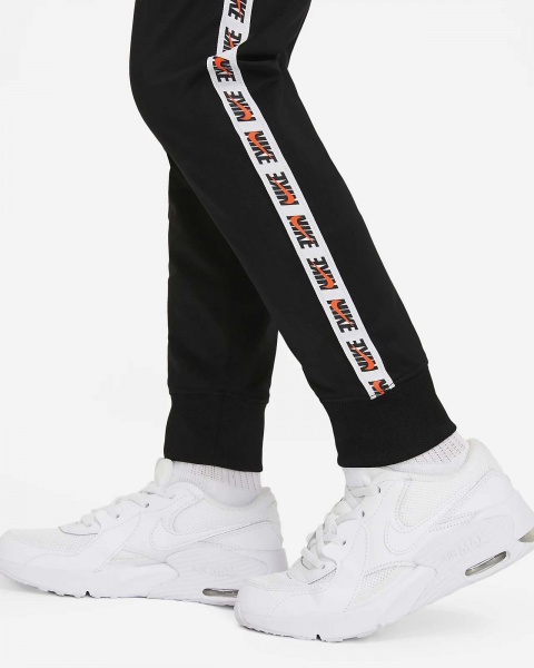 Спортивний костюм Nike B NSW MY FIRST TRICOT SET 86J269-023 р. 3T чорний