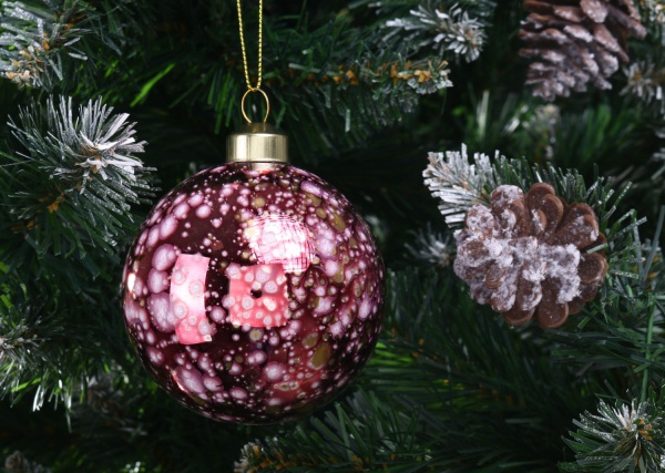 Елочная игрушка в форме шара розовая стеклянная 8 см 8 мм розовый ABT620010