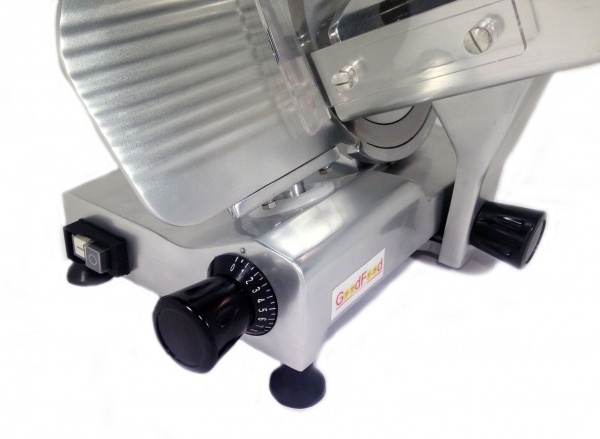 Слайсер универсальный GoodFood GS220JS