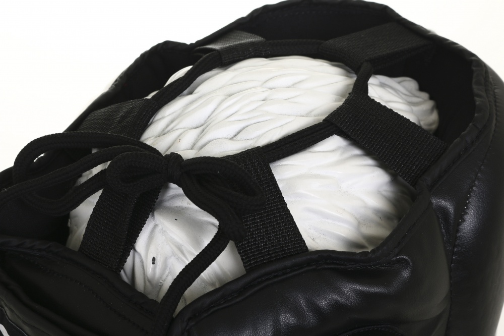 Шлем боксерский MaxxPro р. XL AHG-700 Black/white vynil XL черныйбелый