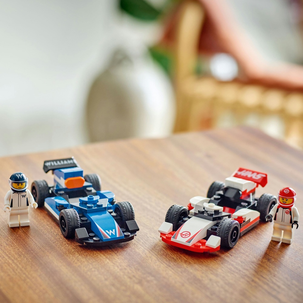 Конструктор LEGO City Автомобили для гонки F1® команд Williams Racing и Haas F1® 60464