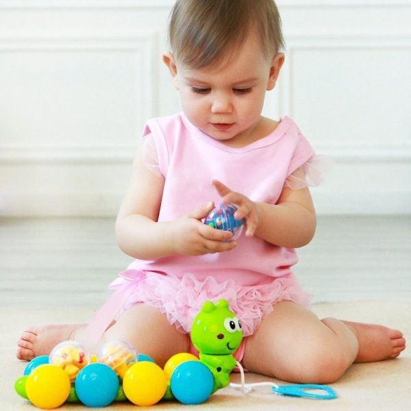 Каталка Bebelino Гусеница с шариками