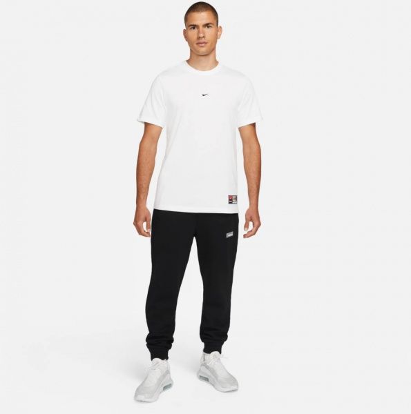 Футболка Nike M NK FC TEE SEASONAL GRPH HWT DH3702-100 р. L білий