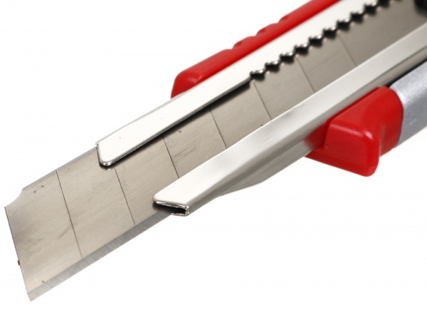 Нож канцелярский BauGut 18 мм с открывалкой банок XD-907