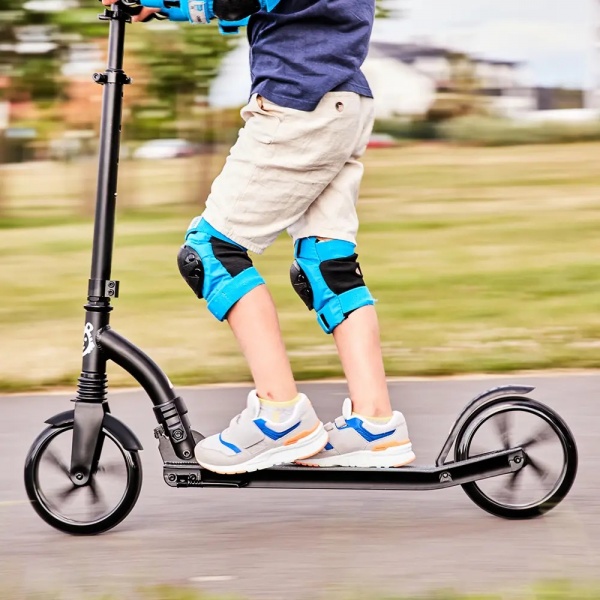 Самокат Kinderkraft Babytiger Spido черный BRSPID00BLK0000 