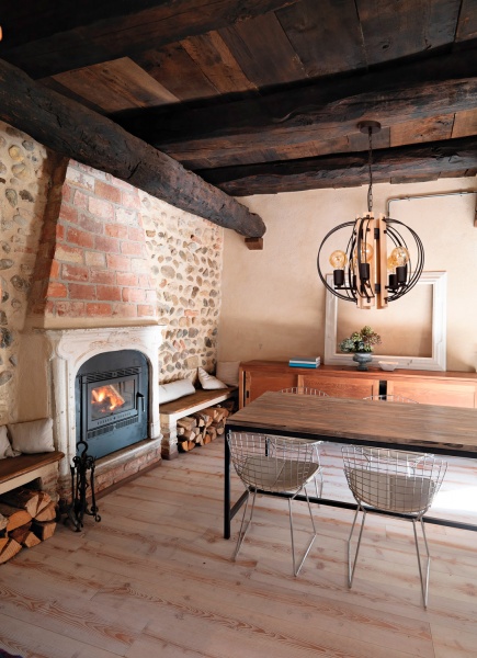 Бра Luminex Dalvin 8233 1x60 Вт E27 черный/бук 