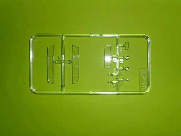 Сборная модель ICM немецкий штабной автомобиль второй мировой войны G4 (производства 1935) (с м 