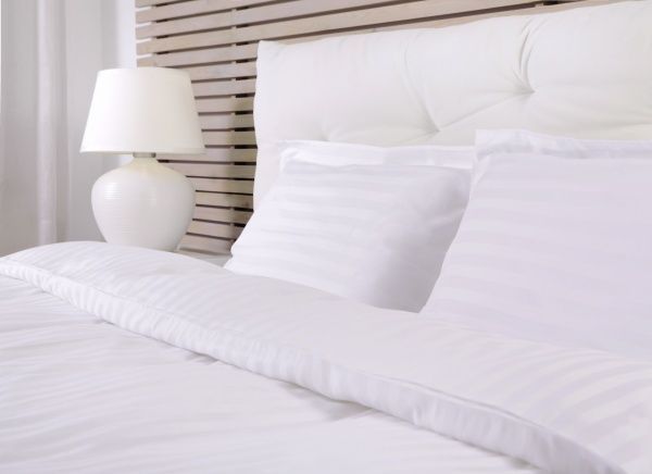 Комплект постільної білизни сатин-страйп 2,0 білий Saffran 